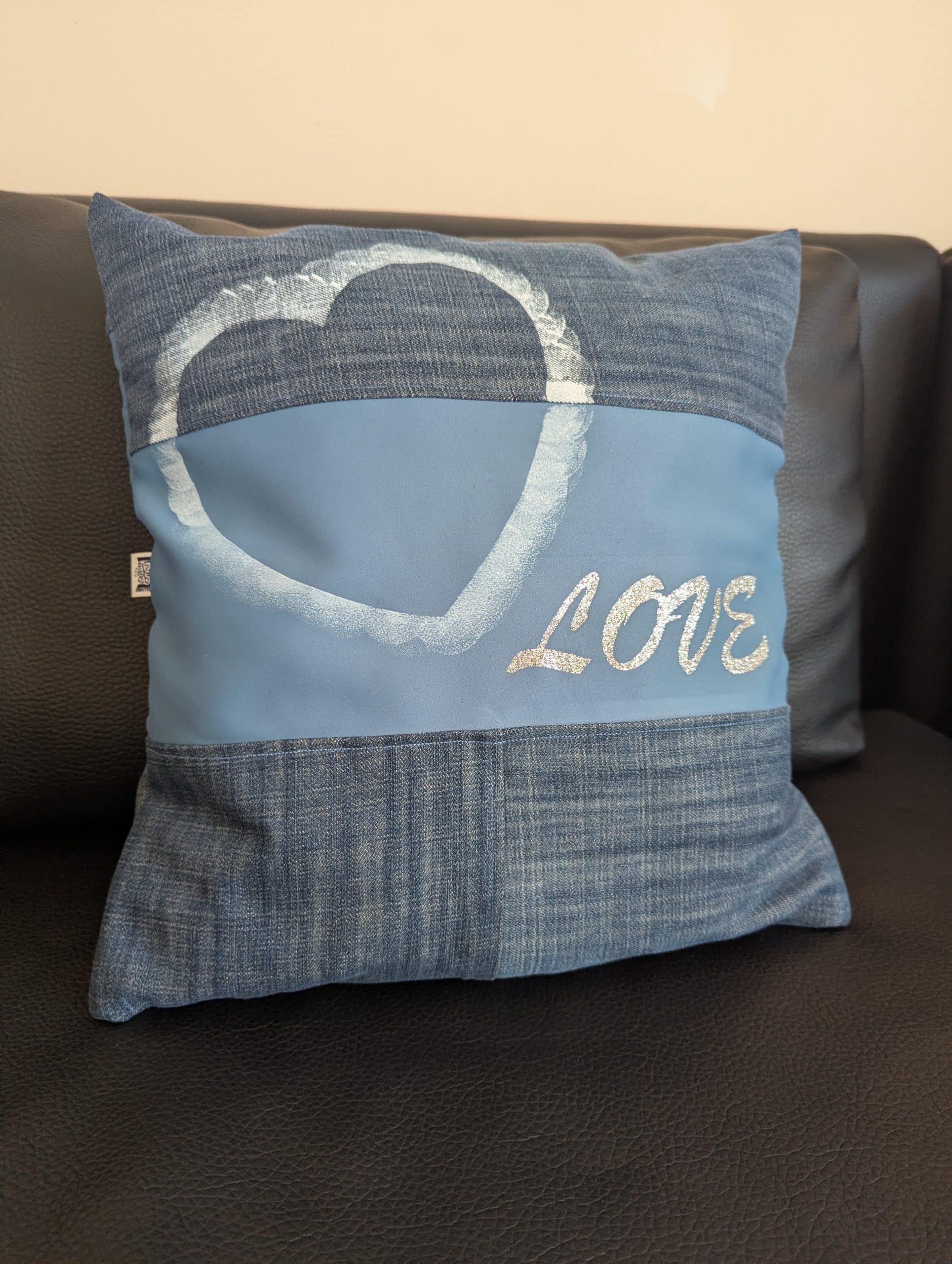 Coussin Bleu Love